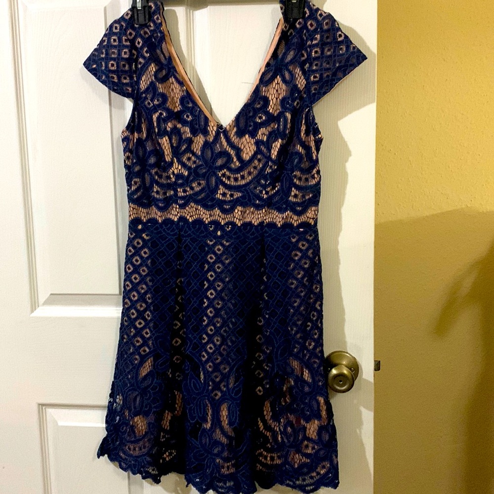 Pretty blue and beige dress size medium brand Charlotte Russe